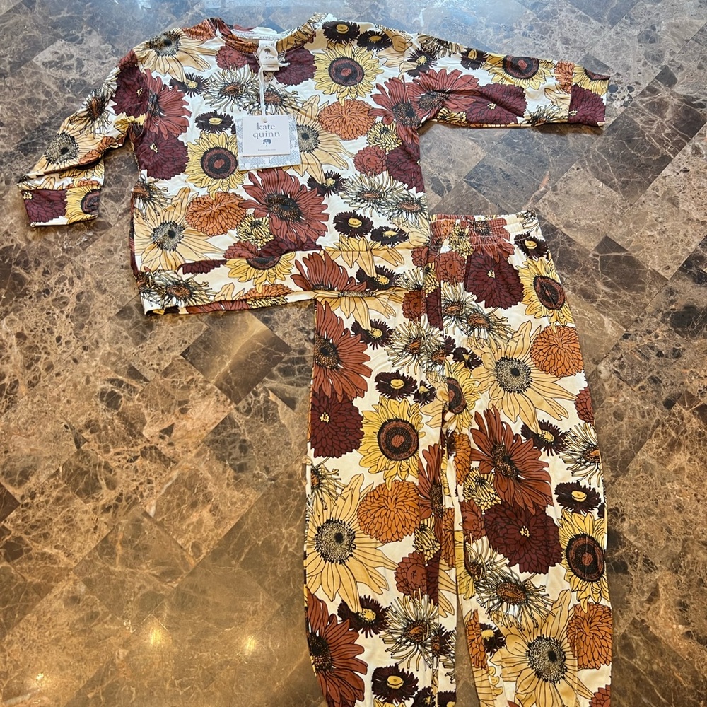 Kate Quinn Sunflower Set